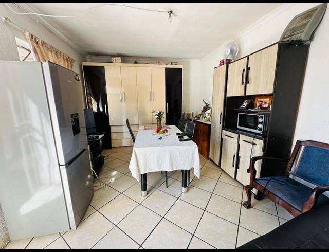 7 BEDROOM HOUSE FOR SALE IN FAIRWOOD